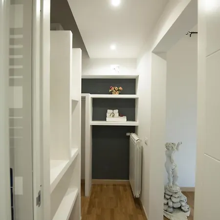 Bartolomeo House